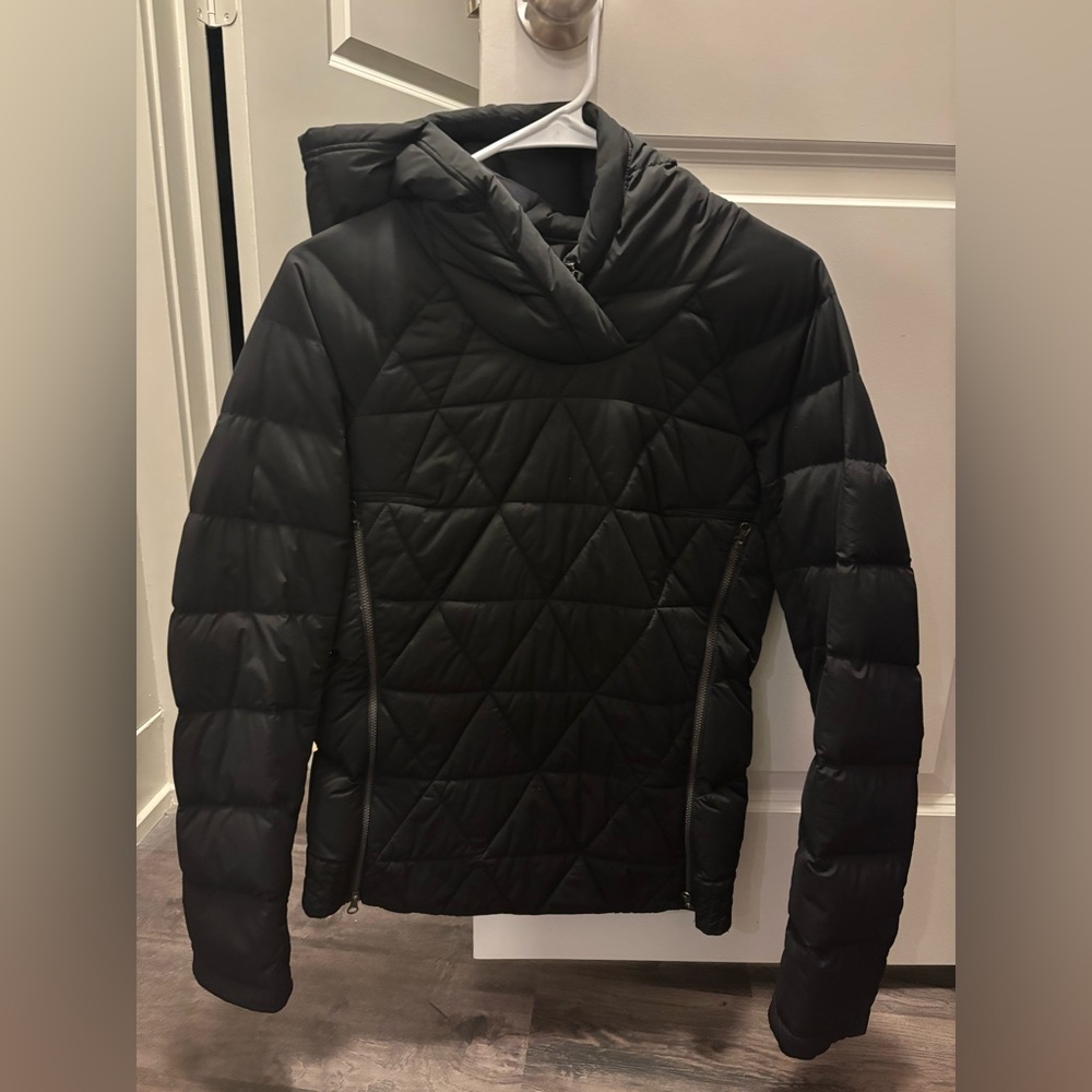 Lululemon Fluffed up Jacket - Picture 2 of 5